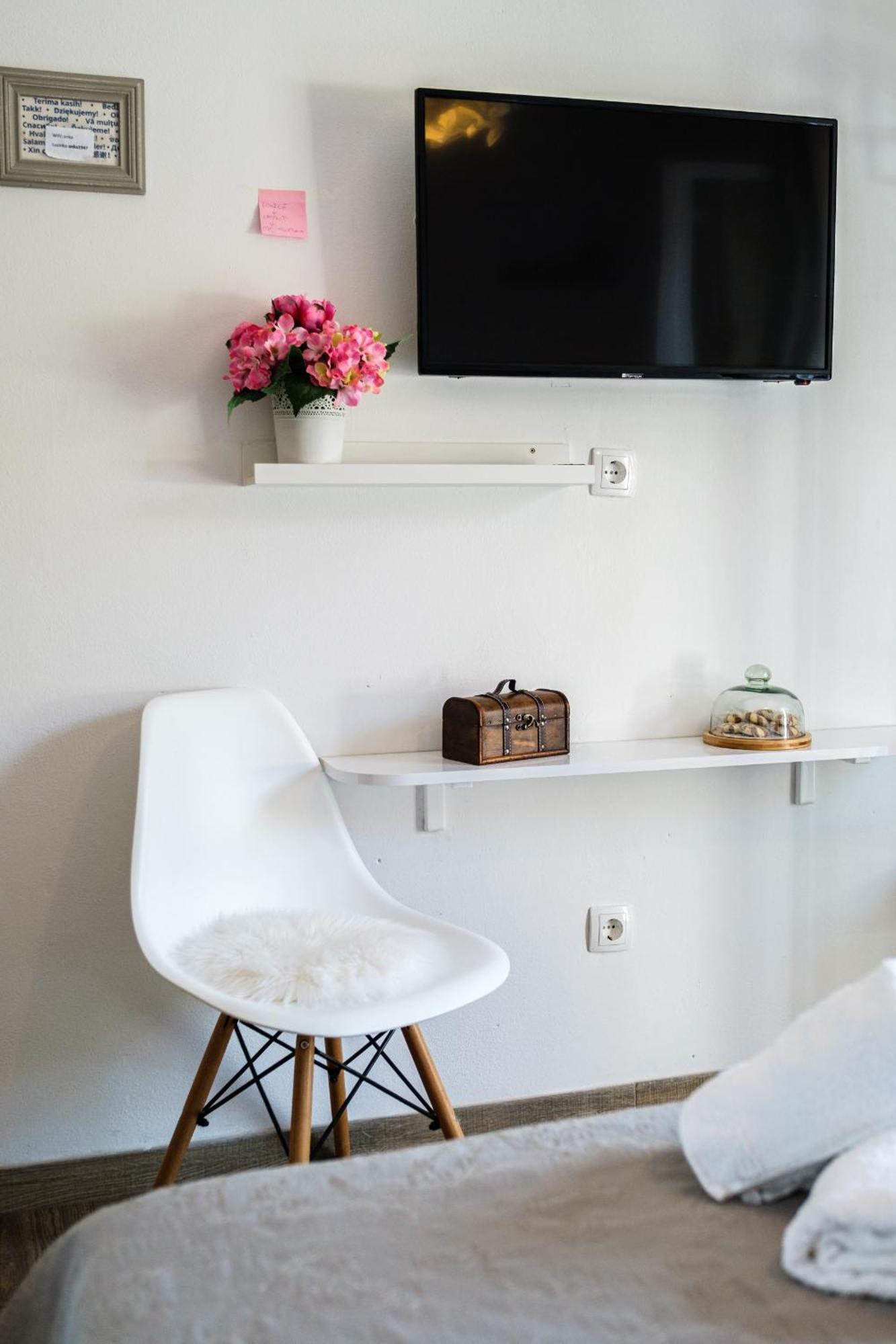 Rooms Anna ميلنا المظهر الخارجي الصورة